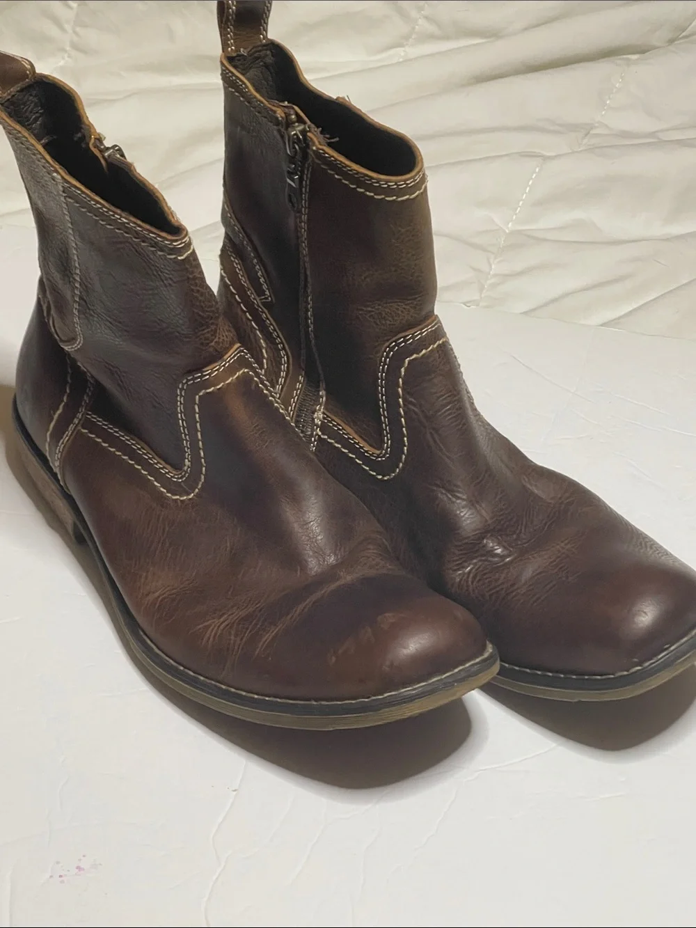 Men's Roan Brown Leather Zip Chelsea Boots. Size 11